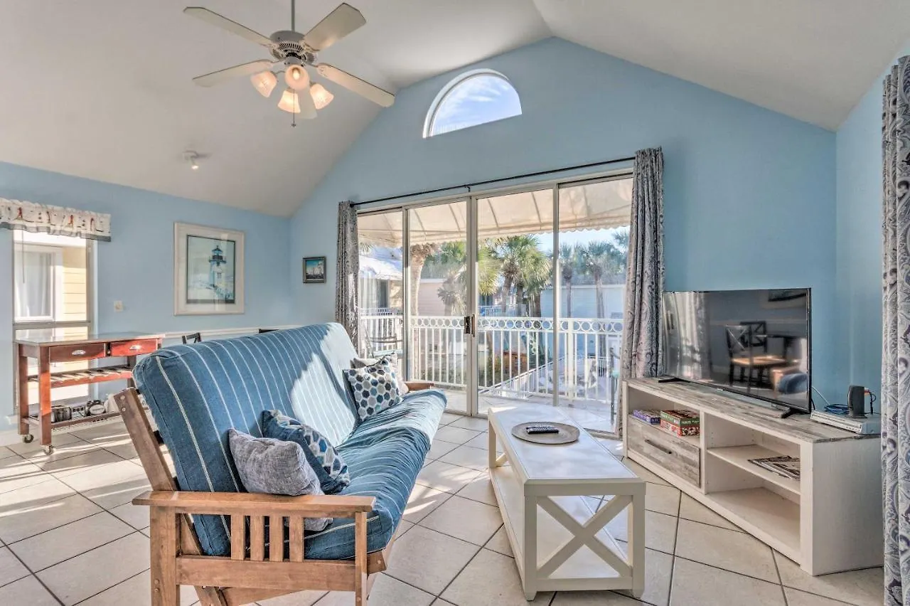 Charming Destin Cottage Walk To Beach And Dining! Holiday home